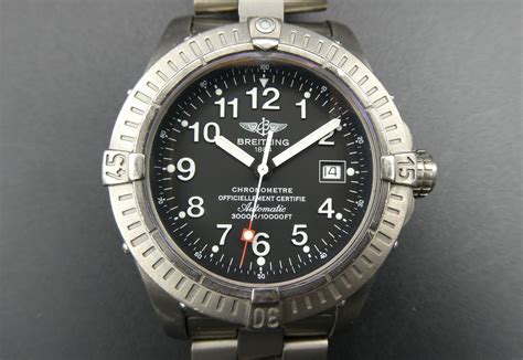 breitling e17370 mit batterie|Breitling avenger e17370 titanium.